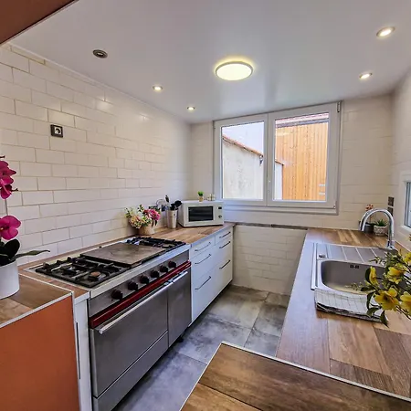 Magnum 80 Terrasse & Climatisation - 6 Personnes - Épernay