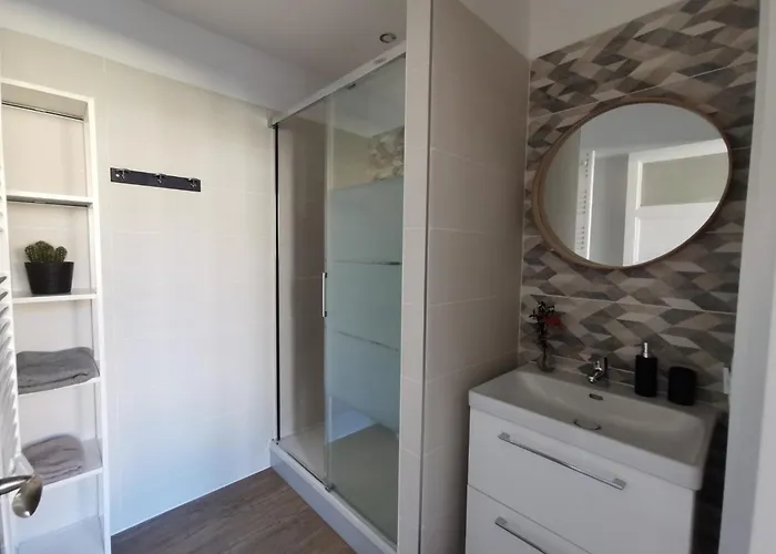 Magnum 80 Terrasse & Climatisation - 6 Personnes - エペルネー